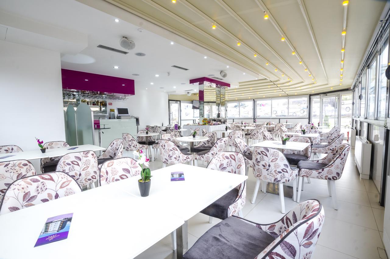 Astera Apart Hotel Skopje Luaran gambar