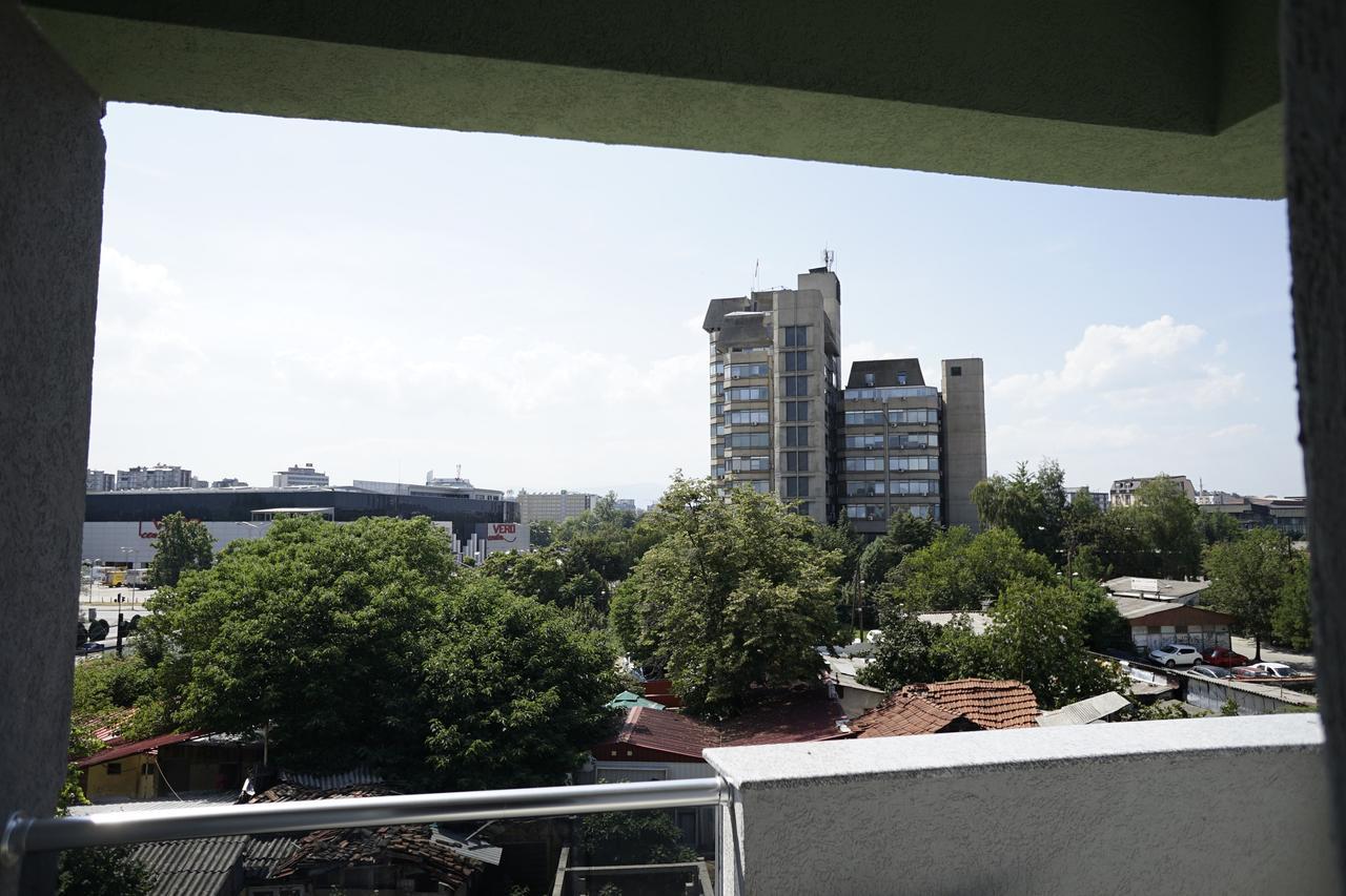 Astera Apart Hotel Skopje Luaran gambar