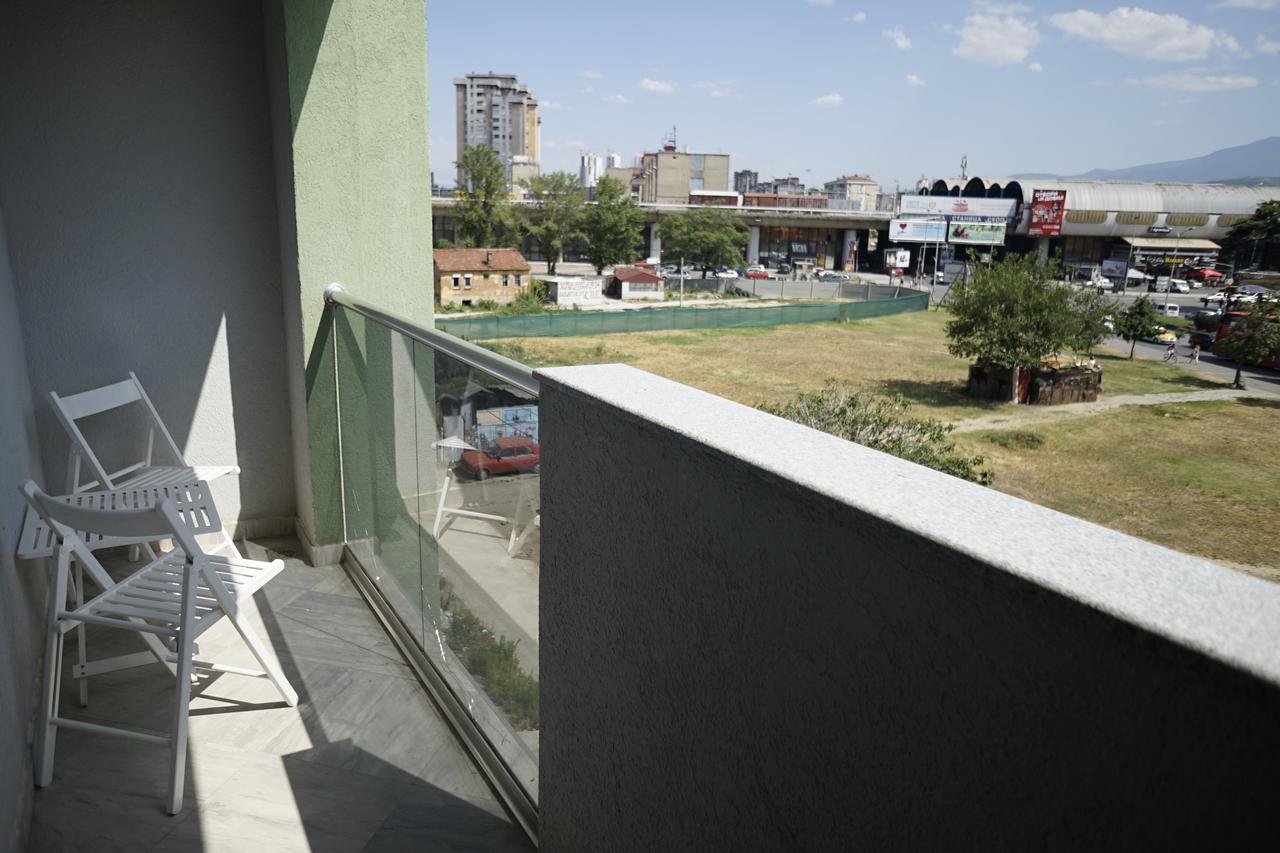 Astera Apart Hotel Skopje Luaran gambar